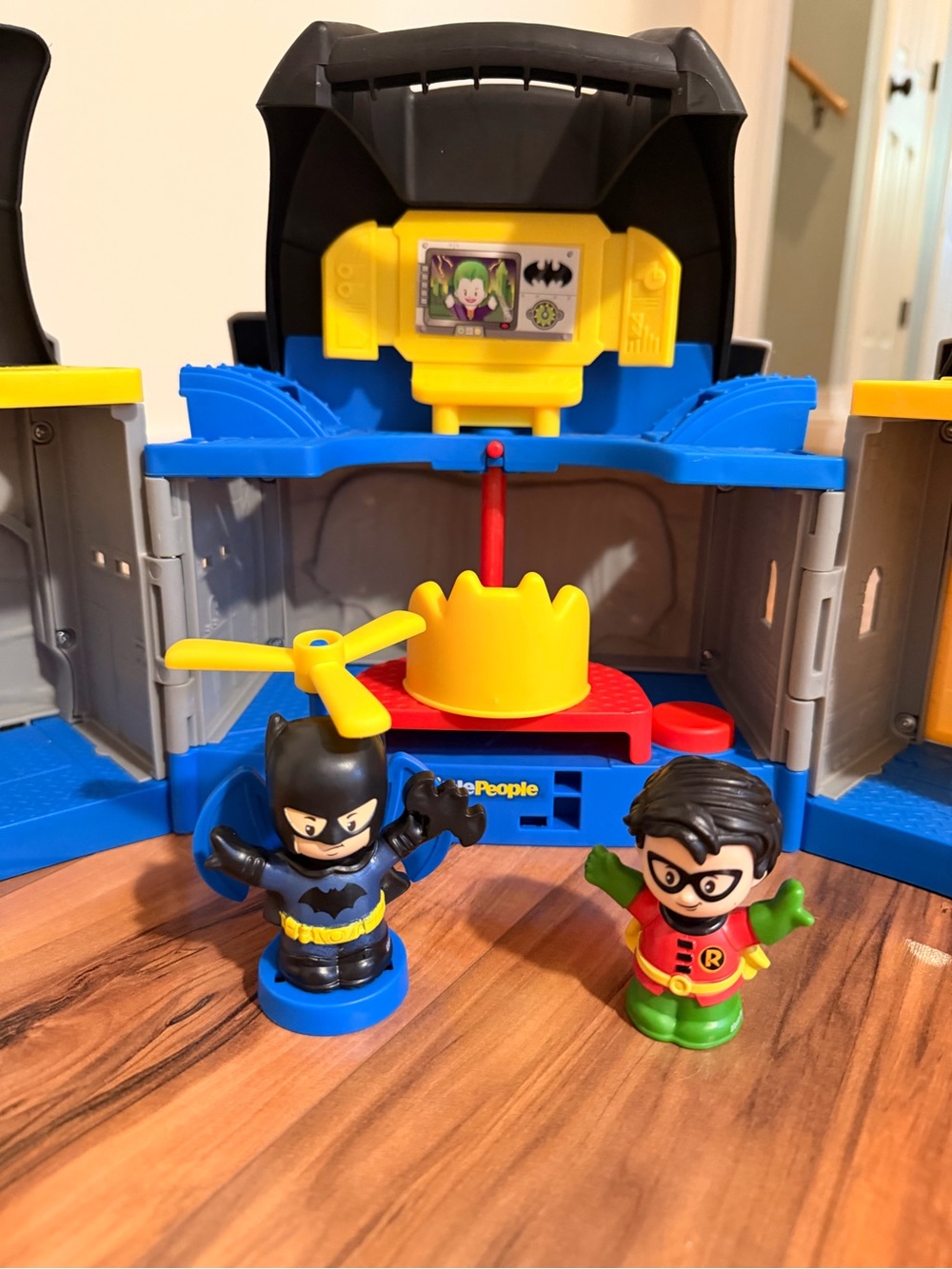 Fisher-Price Little People Batman & Robin Playset - Blue/Yellow/Red